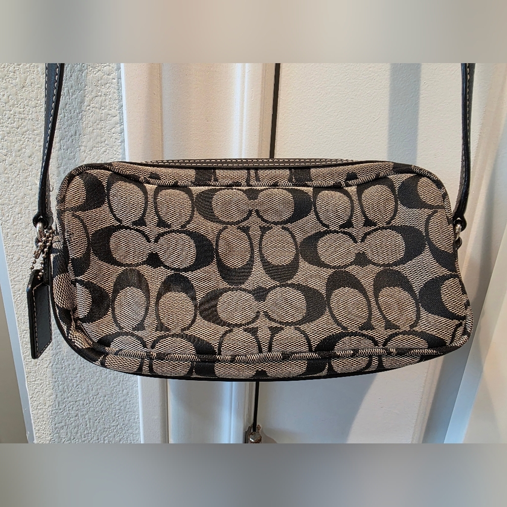 Coach Vintage Black Pochette Monogram Camera Bag - 2002 in Excellent Condition